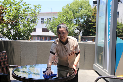 “炎”值擔(dān)當(dāng)：致敬企福園區(qū)高溫下的守護者